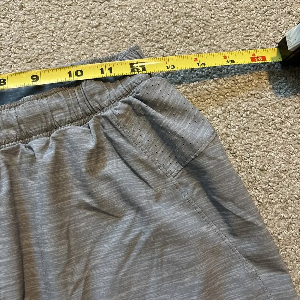 Lululemon Surge Shorts Mens Sz Small Gray 4” Inseam Lined Athletic Training Gym